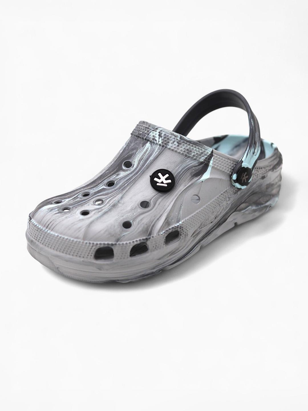 WROGN Men Printed Clogs