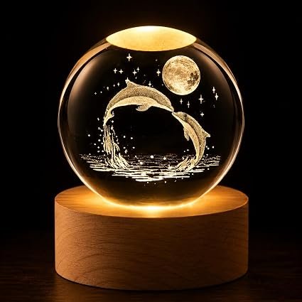 Quace 3D Dolphin Crystal Ball Lamp, LED Crystal Globe Night Light with Wooden Base, USB Decorative Table Lamp for Bedroom Decor, Desk Decor, Birthday & Housewarming Gift
